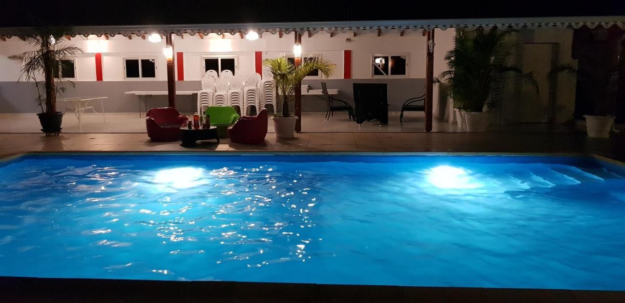 Les Villas De Boisvin Le Moule Buitenkant foto