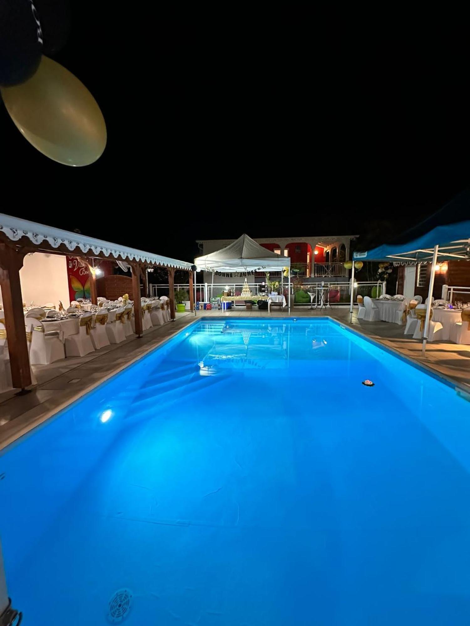 Les Villas De Boisvin Le Moule Buitenkant foto